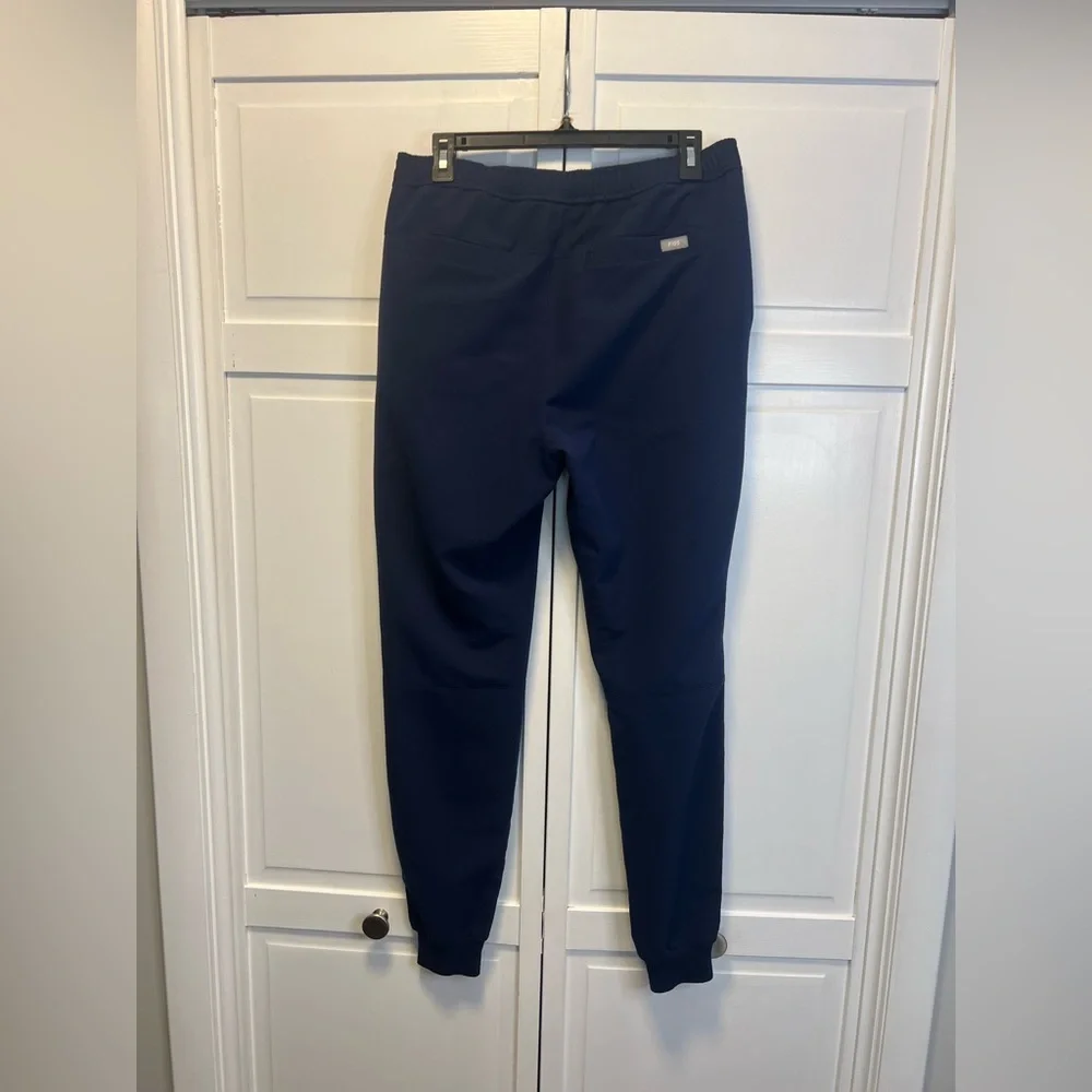Figs Men's Tansen Jogger Scrub Pants Size Men’s Medium Color Blue